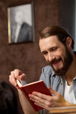 Bu konuda daha fazla bilmek istiyorum