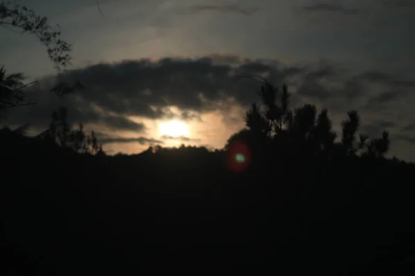 Atmosphère Soleil Après Midi Couvert Nuages — Photo