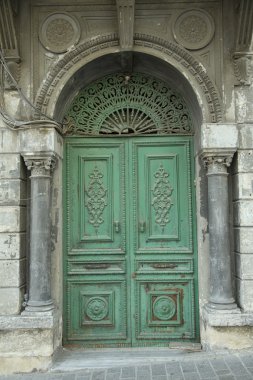eski ahşap kapı