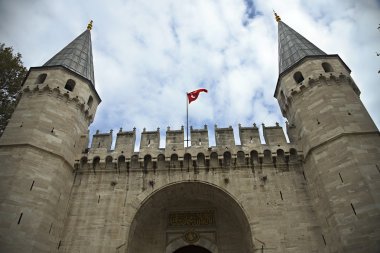 Istanbul'da Osmanlı Padişahları Saray kapısı