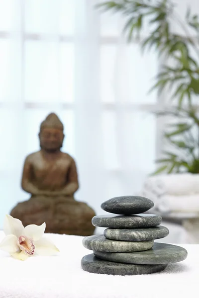 Тайський масаж гарячим камінням, Будди — стокове фото