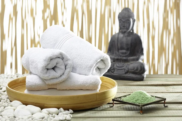 Bhuddha, towels, bath salts — Stock Photo, Image