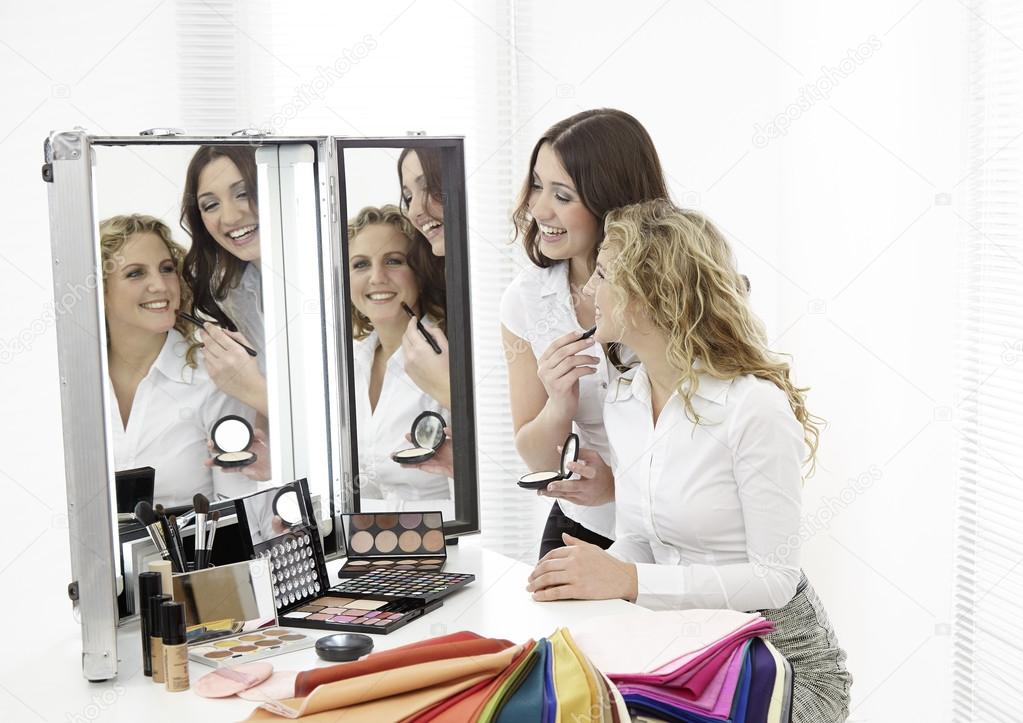 Girls themselves make-up