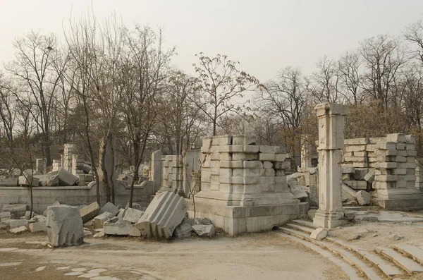 Eski Palace, Yuan Ming Yuan Haidian Bölgesi Pekin Çin mükemmel parlaklık bahçeler yaz. — Stok fotoğraf