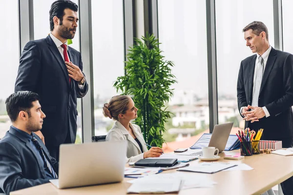 Grupo Reuniones Negocios Profesionales Discutir Estrategia Con Nuevo Proyecto Startup — Foto de Stock