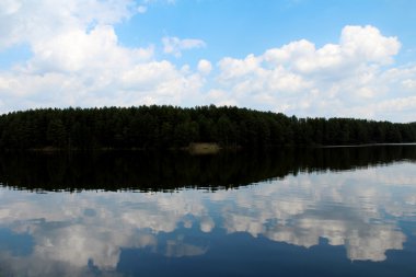 Başımıza taşlar yağacak.