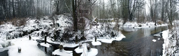 Râul iarna — Fotografie, imagine de stoc