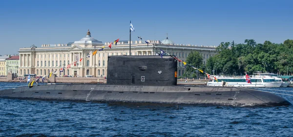 La fiesta - el Día de la Marina en San Petersburgo, el río Neva —  Fotos de Stock