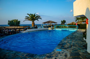 Tropikal sabah oluşturma