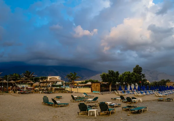 Fırtına öncesi sessizlik beach — Stok fotoğraf
