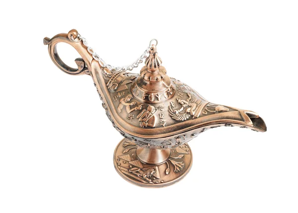 Alaaddin sihirli lambası beyaz üzerine izole