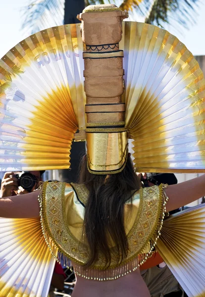 Carnaval koningin wordt gefotografeerd — Stockfoto