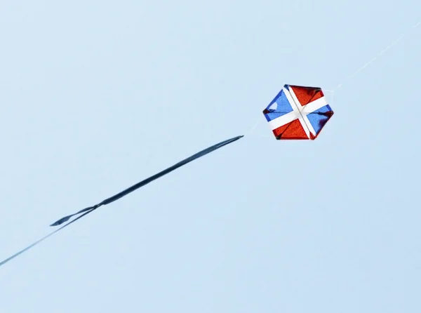 Volar cometa bandera —  Fotos de Stock