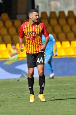 Benevento 'lu Iago Falque oyuncusu, Benevento - Bologna 1-0 arasındaki İtalyan Serie A şampiyonluğu maçında, Benevento' daki Ciro Vigorito Stadyumu 'nda oynanan maç..