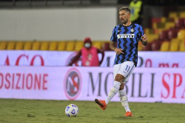 Inter 'li Aleksandar Kolarov, Benevento - Inter final maçı sırasında Benevento Vigorito Stadyumu' nda oynandı..
