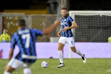 Inter 'li Stefan De Vrij, Benevento - Inter final maçı arasında oynanan İtalya Ligi Serie A maçında, Benevento Vigorito Stadyumu' nda oynanan maç 2-5 'lik setlerle sonuçlandı..