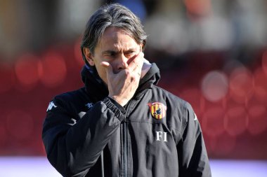 Benevento 'nun Filippo Inzaghi teknik direktörü, Benevento' daki Ciro Vigorito Stadyumu 'nda 15 / 02 / 2019 tarihinde oynanan İtalya Serie B şampiyonası Benevento - Pordenone 2-1 karşılaşmasında