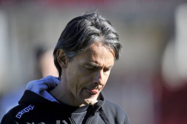 Benevento 'nun Filippo Inzaghi teknik direktörü, Benevento' daki Ciro Vigorito Stadyumu 'nda 15 / 02 / 2019 tarihinde oynanan İtalya Serie B şampiyonası Benevento - Pordenone 2-1 karşılaşmasında