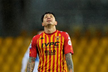 Benevento 'daki Ciro Vigorito Stadyumu' nda oynanan Benevento - Atalanta final maçı Serie A maçında Gianluca Lapadula ile karşılaştı. İtalya, 09 Ocak 2021.