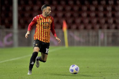 Benevento 'lu Roberto Insigne, Benevento ile Empoli arasındaki İtalya Kupası maçında, Benevento' daki Ciro Vigorito Stadyumu 'nda oynanan maçın final maçı 2-4 oldu. İtalya, 28 Ekim 2020.