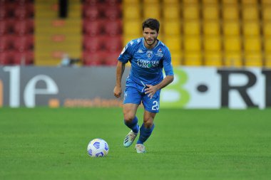 Empoli 'li Davide Zappella oyuncusu, Benevento-Empoli maçında Benevento-Empoli maçının final maçı 2-4, Benevento' daki Ciro Vigorito Stadyumu 'nda oynandı. İtalya, 28 Ekim 2020. 