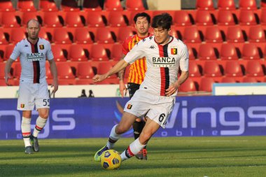 Benevento 'daki Ciro Vigorito Stadyumu' nda oynanan Benevento-Genoa maçında Filippo Inzaghi takımının teknik direktörü Serie A, Benevento-Genoa maçında 2-0 yenildi. İtalya, 20 Aralık 2020. 