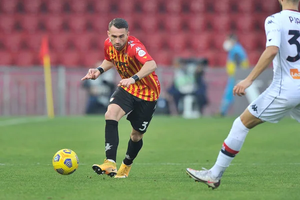 Benevento 'daki Ciro Vigorito Stadyumu' nda oynanan Benevento-Genoa maçında Filippo Inzaghi takımının teknik direktörü Serie A, Benevento-Genoa maçında 2-0 yenildi. İtalya, 20 Aralık 2020. 
