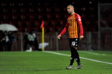 Benevento 'lu Roberto Insigne, Benevento-Milan maçının final maçı olan Serie A maçında Bevento' daki Ciro Vigorito Stadyumu 'nda oynandı. İtalya, 3 Ocak 2021.