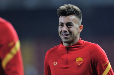Roma 'nın Stephan El Shaarawy oyuncusu, Benevento ile Roma arasındaki İtalya SerieA şampiyonluğu maçında Benevento, Benevento' daki Ciro Vigorito Stadyumu 'nda oynanan final maçında 0-0 yenildi. İtalya, 21 Şubat 2021. 