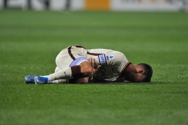 Roma 'dan Lorenzo Pellegrini, Benevento ile Roma arasındaki İtalya SerieA şampiyonası final maçı sırasında Benevento' daki Ciro Vigorito Stadyumu 'nda oynanan karşılaşma 0-0 ile sonuçlandı. İtalya, 21 Şubat 2021. 