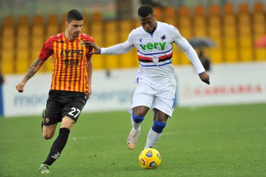 Sampdoria 'nın Balde Keita oyuncusu, Benevento ile Sampdoria arasında oynanan İtalya SerieA maçında, Benevento Vigorito Stadyumu' nda oynanan maç 1-1 berabere sonuçlandı. İtalya, 07 Şubat 2021. 