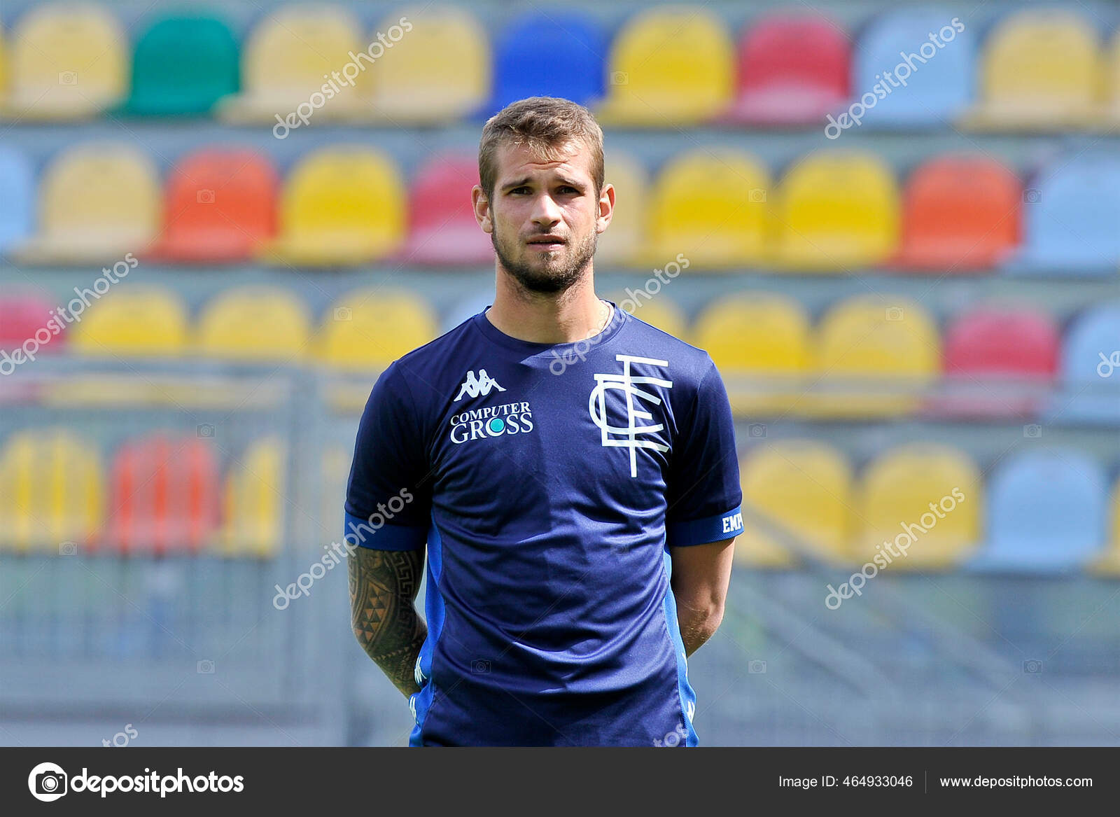 Alberto Brignoli Goleiro Empoli Durante Primeira Partida Campeonato Italiano  Futebol — Fotografia de Stock Editorial © VincenzoIzzo #464933046