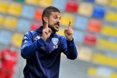 Frosinone-Empoli İtalya Serie B futbol şampiyonasının ilk maçında Frosinone 'deki Benito Stirpe Stadyumu' nda oynanan maçın son sonucu 0-2 'lik setlerle sonuçlandı.