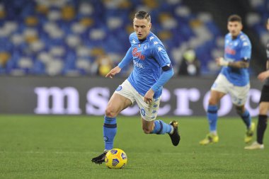 Napoli 'li Piotr Zielinski, İtalya Serie A maçında Napoli ile Bologna arasında oynanan maçın sonucu 3-1, Diego Armando Maradona Stadyumu' nda oynandı. İtalya, 07 Mart 2021.