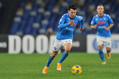Napoli 'li Hirving Lozano oyuncusu, Napoli ile Empoli arasındaki İtalya Kupası maçında, Napoli' deki Diego Armando Maradona Stadyumu 'nda oynanan final maçı 3-2' dir. İtalya, 13 Ocak 2021.