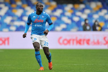 Napoli 'nin Kalidou Koulibaly oyuncusu, İtalya Ligi Serie A maçında Napoli - Fiorentina final maçı 5-0, Diego Armando Maradona Stadyumu' nda oynandı. İtalya, 17 Ocak 2021.