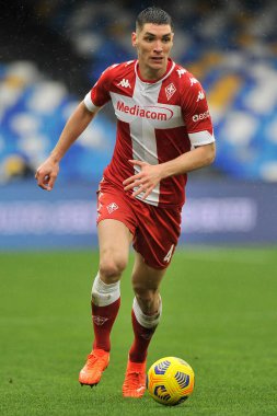 Fiorentina 'lı Nikola Milenkoviç, İtalya Ligi Serie A maçında Napoli-Fiorentina maçının final maçı 5-0 arasında Diego Armando Maradona Stadyumu' nda oynandı. İtalya, 17 Ocak 2021.