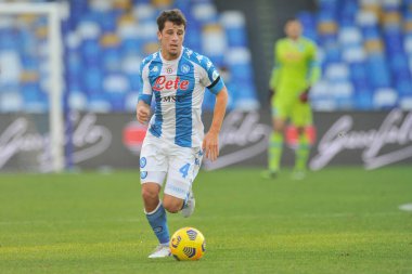 Napoli 'den Diego Demme, Napoli ile Sampdoria arasındaki İtalyan futbol ligi maçında, Napoli' deki Diego Armando Maradona Stadyumu 'nda oynanan maçı 2-1 kazandı. İtalya, 13 Aralık 2020. 