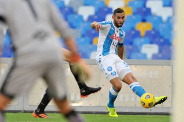 Napoli 'nin Faouzi Ghoulam oyuncusu, Napoli ile Sampdoria arasındaki İtalyan futbol ligi maçında, Napoli' deki Diego Armando Maradona Stadyumu 'nda oynanan final maçı 2-1' dir. İtalya, 13 Aralık 2020.