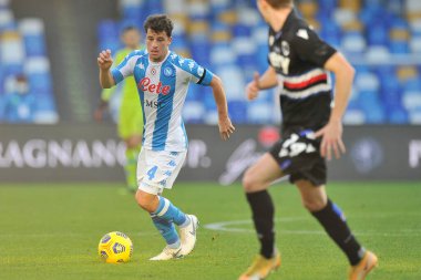 Napoli 'den Diego Demme, Napoli ile Sampdoria arasındaki İtalyan futbol ligi maçında, Napoli' deki Diego Armando Maradona Stadyumu 'nda oynanan maçı 2-1 kazandı. İtalya, 13 Aralık 2020