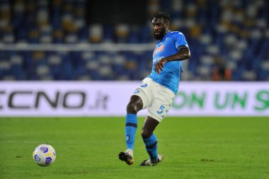Napoli 'nin Timoue Bakayoko oyuncusu, Napoli ile Sassuolo arasındaki SerieA futbol şampiyonası maçında Napoli' deki San Paolo Stadyumu 'nda oynanan final maçı 0-2' dir. İtalya, 01 Kasım 2020. 