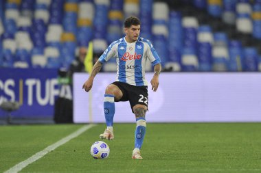 Napoli 'den Giovanni Di Lorenzo, Napoli-Lazio maçında Diego Armando Maradona Stadyumu' nda oynanan maçın son maçı olan 5-2 arasında oynanmıştır. İtalya, 22 Nisan 2021. 