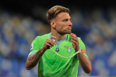 Lazio 'nun Ciro Immobile oyuncusu, Napoli ile Lazio arasındaki İtalya Lig SerieA maçında Diego Armando Maradona Stadyumu' nda oynanan maçın son maçı 5-2 'dir. İtalya, 22 Nisan 2021. 