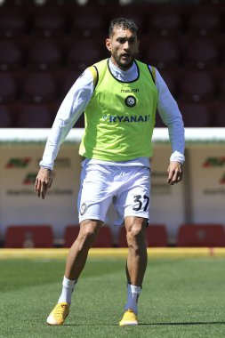 Udinese 'li Roberto Pereyra, Benevento-Udinese maçının final maçı olan Serie A maçında Benevento-Udinese maçının 2-4' lük galibiyeti ile Benevento 'daki Ciro Vigorito Stadyumu' nda oynandı. Benvento, İtalya, 25 Nisan 2021. 