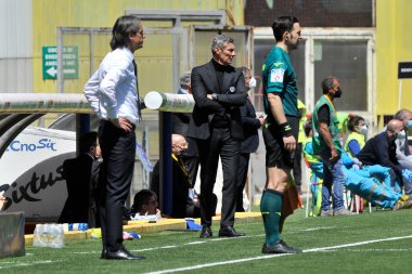 Udinese 'nin Luca Gotti teknik direktörü, Benevento - Udinese final maçı arasında oynanan İtalya Ligi Serie A maçında Benevento, Benevento' daki Ciro Vigorito Stadyumu 'nda oynandı. Benvento, İtalya, 25 Nisan 2021. 