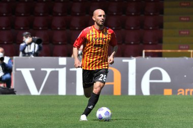Benevento 'daki Ciro Vigorito Stadyumu' nda oynanan ve Benevento-Udinese final maçı 2-4 arasında oynanan İtalya Ligi Serie A maçında Pasquale Schiattarella oyuncusu. Benvento, İtalya, 25 Nisan 2021. 