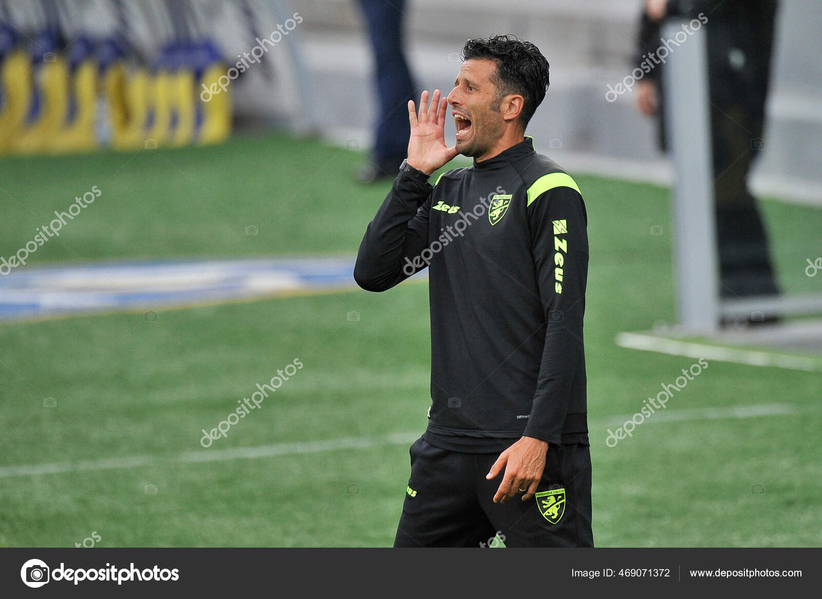 Fabio Grosso Treinador Frosinone Durante Partida Campeonato