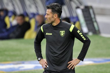 Frosinone 'nin Fabio Grosso koçu Frosinone, Frosinone' deki Benito Stirpe Stadyumu 'nda oynanan Frosinone ile Pisa arasındaki İtalyan Serie B şampiyonası maçında 3-1 yenildi. Frosinone, İtalya, 01 Mayıs 2021. 