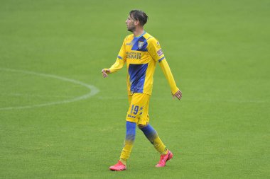 Frosinone 'li Alessio Tribuzzi, Frosinone' deki Benito Stirpe Stadyumu 'nda oynanan Frosinone maçında Frosinone ile Pisa arasındaki İtalyan Serie B şampiyonluğu maçında 3-1 yenildi. Frosinone, İtalya, 01 Mayıs 2021. 
