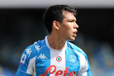 Napoli 'den Hirving Lozanoplayer, Napoli ile Cagliari arasındaki İtalya Serie A ligi maçında 1-1, Diago Armando Maradona Stadyumu' nda oynandı. Napoli, İtalya, 02 Mayıs 2021. 